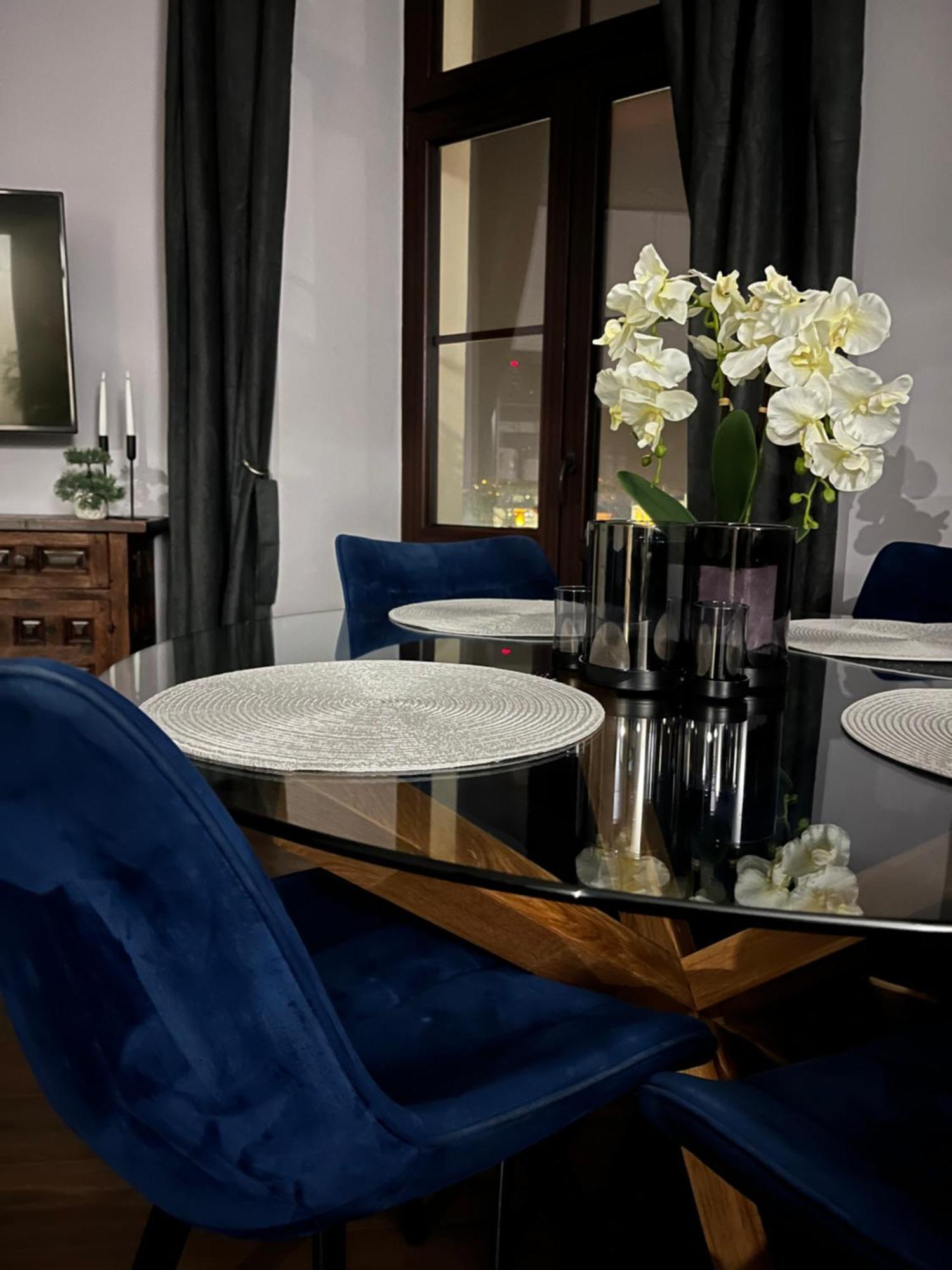 Apartamenty Luczkowskiego Z Widokiem Na Studnie 4 Хелм Экстерьер фото
